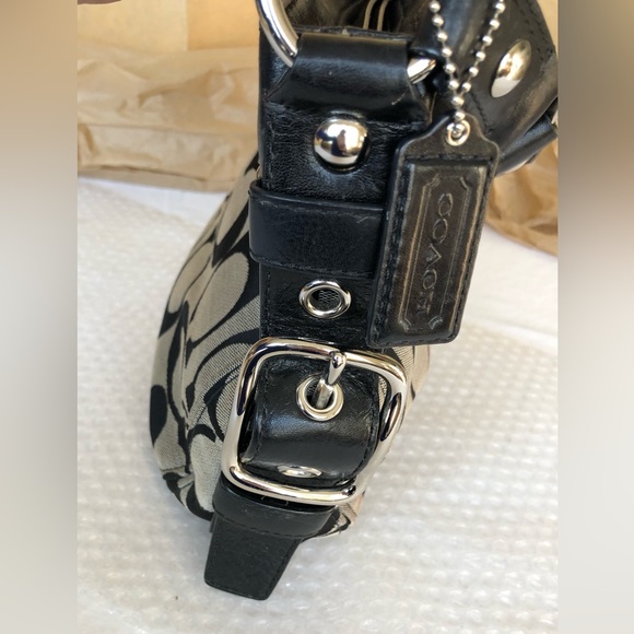 Coach Zoe Hobo shoulder bag Black signature C Leather Silver hardware EUC - Picture 7 of 16